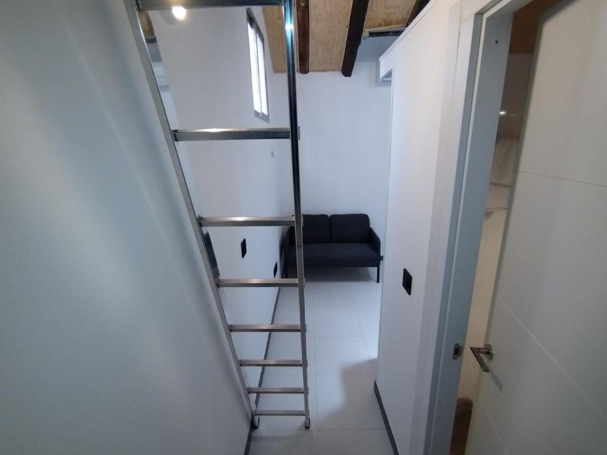 Estudio Con 2 Plantas - Puerta Del Sol Madrid Eksteriør bilde