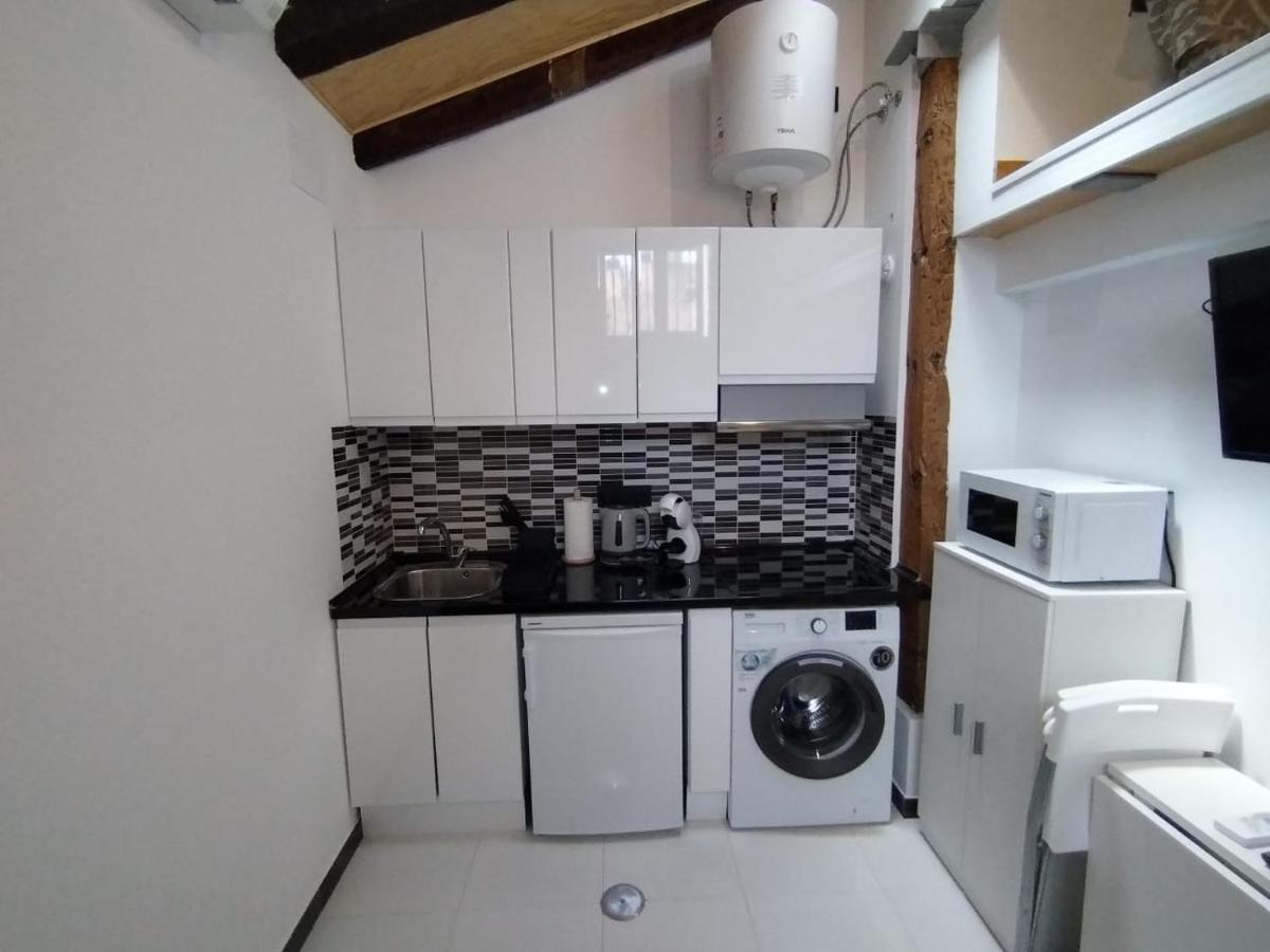 Estudio Con 2 Plantas - Puerta Del Sol Madrid Eksteriør bilde